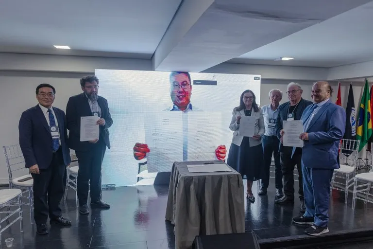 Governo da Paraíba firma acordos estratégicos com a China na abertura do BRICS-AGAC 2025, em João Pessoa