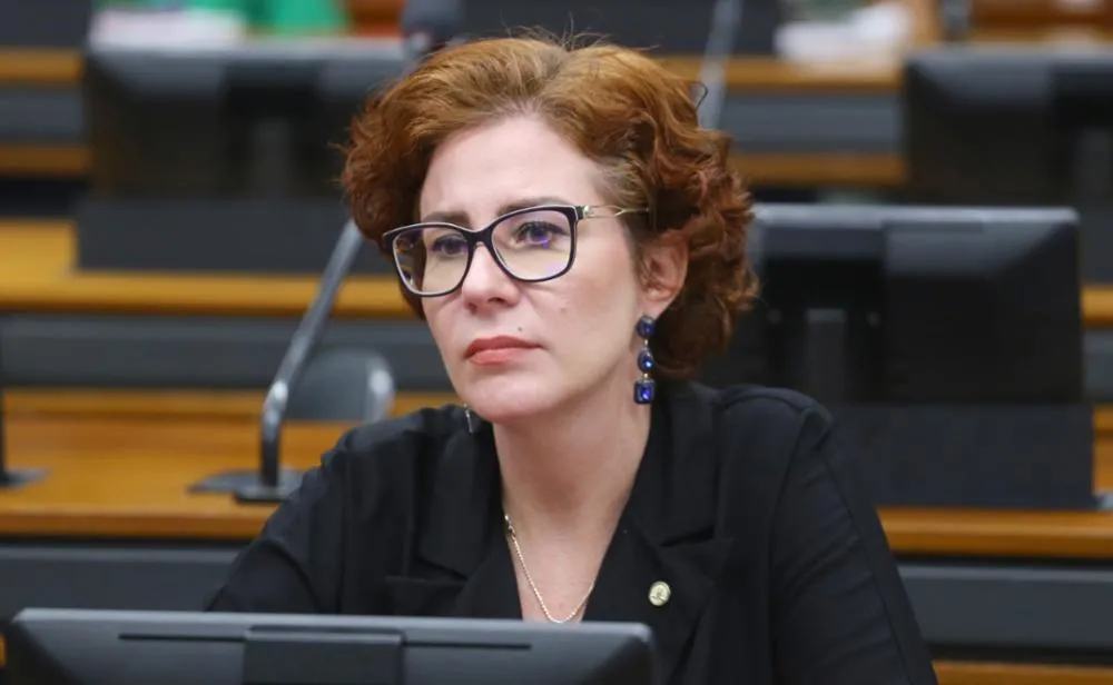 Moraes e Zanin votam para confirmar decisão que determinou perda do mandato de Zambelli