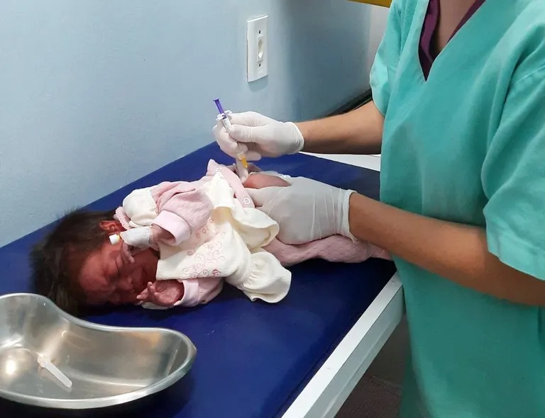 Maternidade do Edson Ramalho aplica imunobiológico que protege bebês contra infecções respiratórias graves