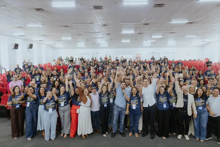 Lucas Ribeiro abre formação de diretores da rede estadual em João Pessoa