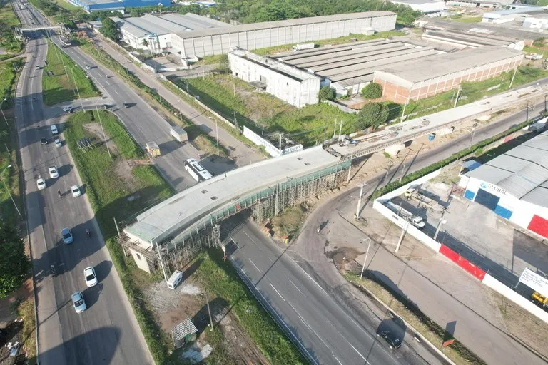 BR-101 terá interdições alternadas por obras do viaduto no Bairro das Indústrias